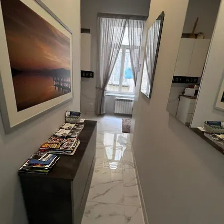 Bed & Breakfast San Gennaro In Porta Naples